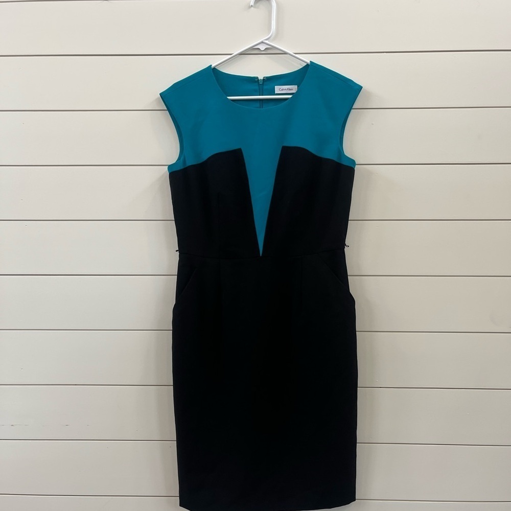 Calvin Klein Blue and Black Sheath Cocktail Dress